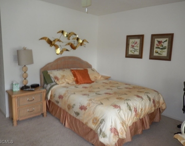 7121 Golden Eagle Court - Photo Thumbnail 7