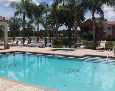 7121 Golden Eagle Court - Photo Thumbnail 13