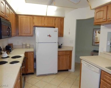 7121 Golden Eagle Court - Photo Thumbnail 5