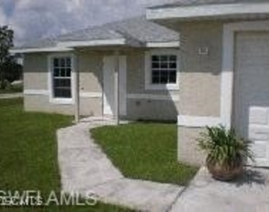 936 Eisenhower Boulevard - Photo Thumbnail 12