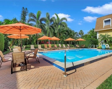 1222 Gordon Drive - Photo Thumbnail 11