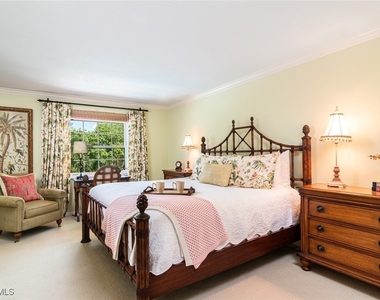 1222 Gordon Drive - Photo Thumbnail 5