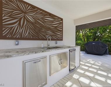 8990 Bay Colony Drive - Photo Thumbnail 38