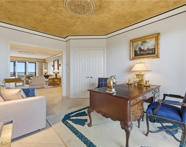8990 Bay Colony Drive - Photo Thumbnail 9
