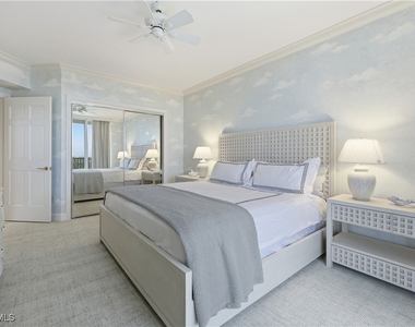 8990 Bay Colony Drive - Photo Thumbnail 4