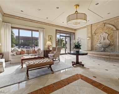 8990 Bay Colony Drive - Photo Thumbnail 33