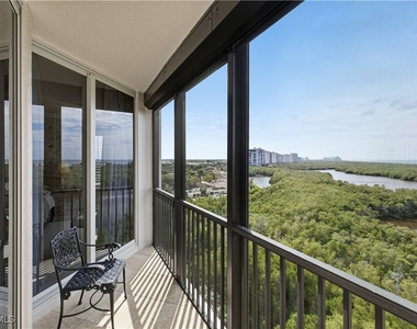 8990 Bay Colony Drive - Photo Thumbnail 18