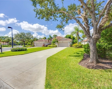 8482 Bent Creek Way - Photo Thumbnail 1
