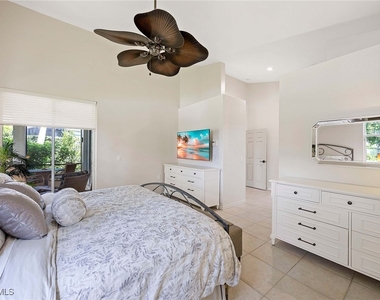 8482 Bent Creek Way - Photo Thumbnail 17