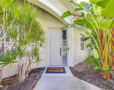 8482 Bent Creek Way - Photo Thumbnail 5