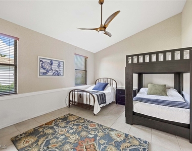 8482 Bent Creek Way - Photo Thumbnail 21
