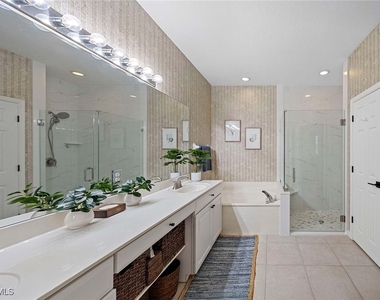 8482 Bent Creek Way - Photo Thumbnail 18