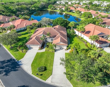8482 Bent Creek Way - Photo Thumbnail 3