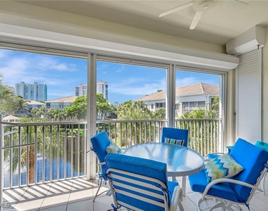 7654 Pebble Creek Circle - Photo Thumbnail 9