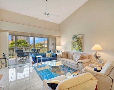 7654 Pebble Creek Circle - Photo Thumbnail 4