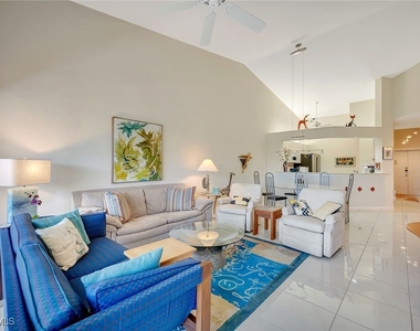 7654 Pebble Creek Circle - Photo Thumbnail 11