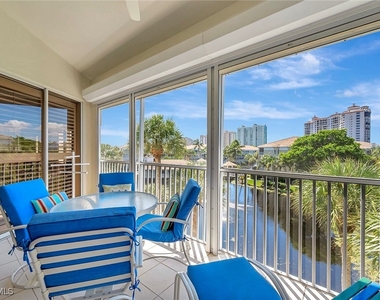 7654 Pebble Creek Circle - Photo Thumbnail 7