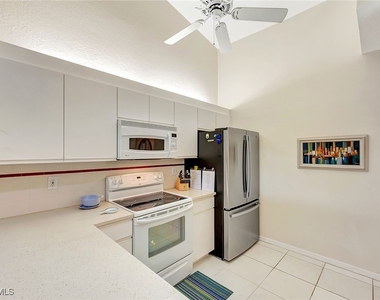 7654 Pebble Creek Circle - Photo Thumbnail 15