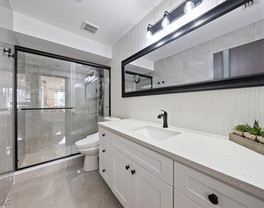 5841 Rattlesnake Hammock Road - Photo Thumbnail 17