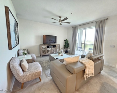 5807 Double Eagle Circle - Photo Thumbnail 3