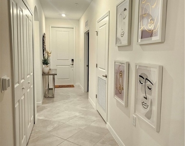5807 Double Eagle Circle - Photo Thumbnail 4