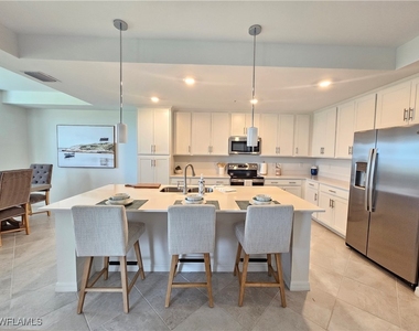 5807 Double Eagle Circle - Photo Thumbnail 2