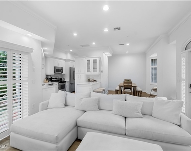 991 8th Street S - Photo Thumbnail 2