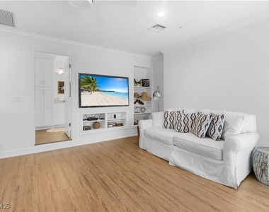 991 8th Street S - Photo Thumbnail 17
