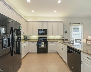 13466 Sumter Lane - Photo Thumbnail 7