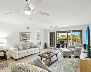 9101 Vanderbilt Drive - Photo Thumbnail 14