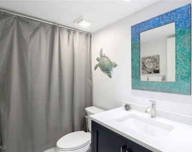 9101 Vanderbilt Drive - Photo Thumbnail 21