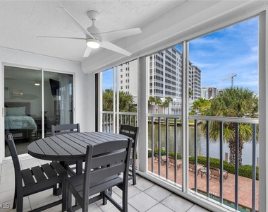 9101 Vanderbilt Drive - Photo Thumbnail 24