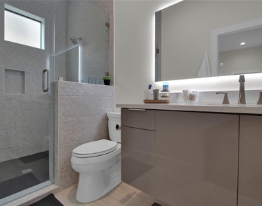 5907 Winsome Lane - Photo Thumbnail 23