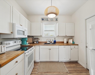 1213 55th Street - Photo Thumbnail 5
