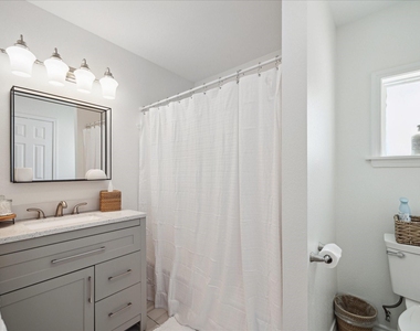 1213 55th Street - Photo Thumbnail 10