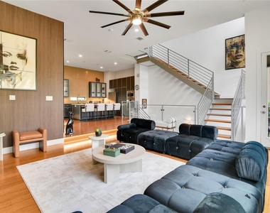 1411 Hickory Street - Photo Thumbnail 3
