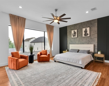 1411 Hickory Street - Photo Thumbnail 13
