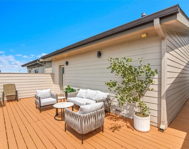 1411 Hickory Street - Photo Thumbnail 20