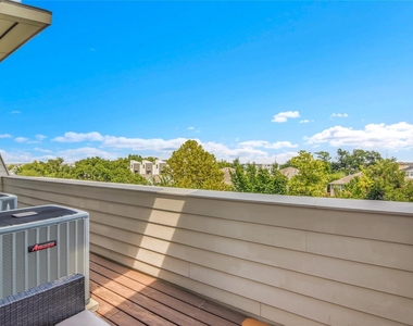 1411 Hickory Street - Photo Thumbnail 18
