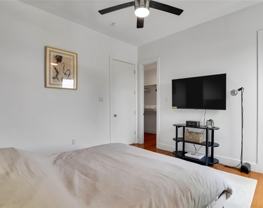 1411 Hickory Street - Photo Thumbnail 7
