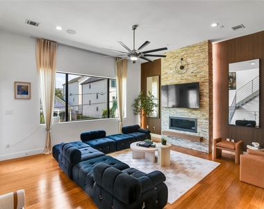 1411 Hickory Street - Photo Thumbnail 1