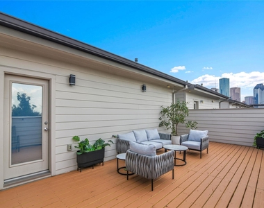 1411 Hickory Street - Photo Thumbnail 17