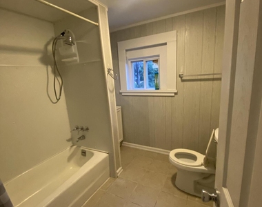 2122 Belmont Terrace - Photo Thumbnail 3