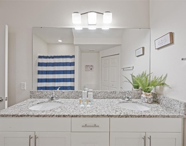 8945 Shine Drive - Photo Thumbnail 8