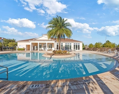 8945 Shine Drive - Photo Thumbnail 16