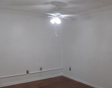 3210 Silkwood Loop - Photo Thumbnail 24