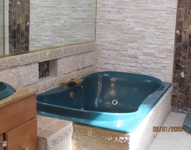 3210 Silkwood Loop - Photo Thumbnail 14