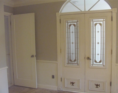 3210 Silkwood Loop - Photo Thumbnail 10