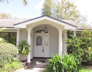 3210 Silkwood Loop - Photo Thumbnail 3