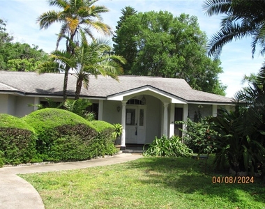 3210 Silkwood Loop - Photo Thumbnail 2